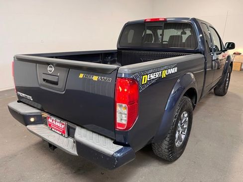 Used 2015 Nissan Frontier Desert Runner image 3