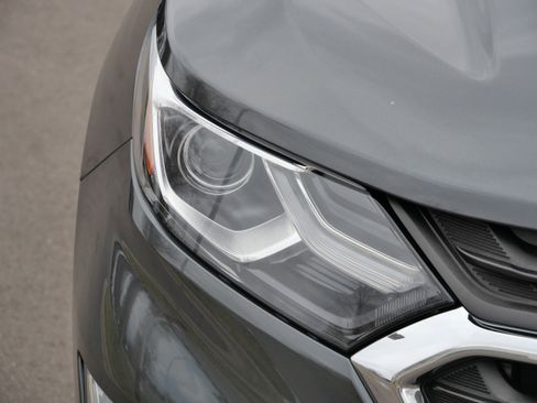 Used 2018 Chevrolet Equinox LT image 15