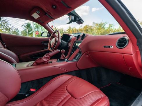 Used 2017 Dodge Viper GTC w/ ACR Package image 37