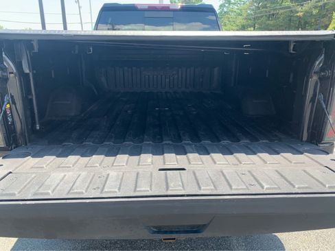 Used 2024 GMC Sierra 2500 AT4 w/ AT4 Preferred Package AWD/4WD image 6