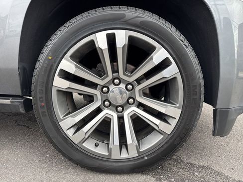 Used 2020 GMC Yukon XL Denali w/ Denali Ultimate Package RWD image 12