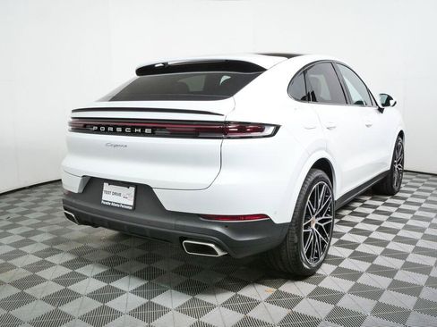 New 2026 Porsche Cayenne Coupe AWD/4WD image 30