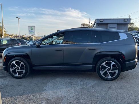 Used 2026 Hyundai Ioniq 9 Limited image 6