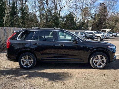 Used 2019 Volvo XC90 T5 Momentum image 16