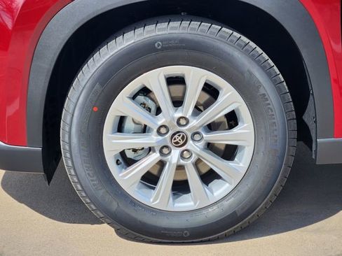 New 2026 Toyota Grand Highlander XLE image 8