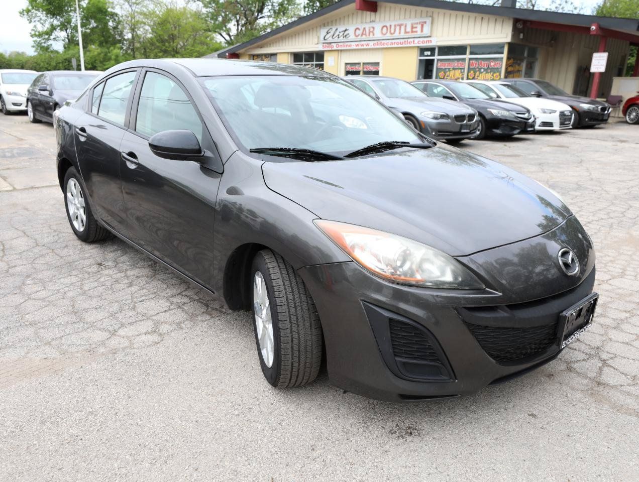 Used 2010 MAZDA MAZDA3 i Touring FWD image 4