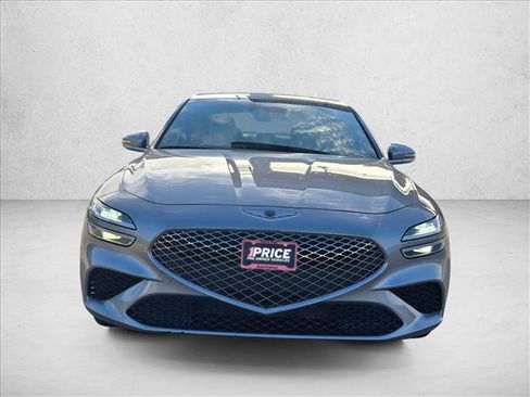 Used 2025 Genesis G70 2.5T image 2