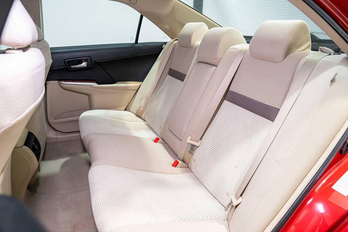 Used 2013 Toyota Camry XLE FWD image 15