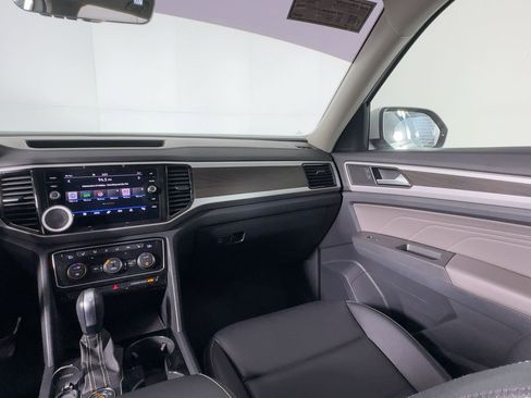 Used 2022 Volkswagen Atlas SE image 26