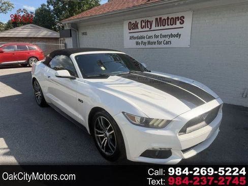 Used 2017 Ford Mustang GT Premium RWD image 1
