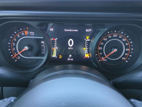 New 2026 Jeep Gladiator Sport image 10