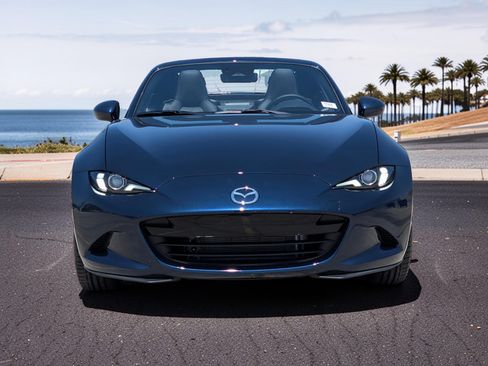New 2026 MAZDA MX-5 Miata RF Grand Touring w/ Weather Package RWD image 3