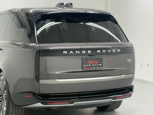 Used 2023 Land Rover Range Rover Long Wheelbase SE AWD/4WD image 39