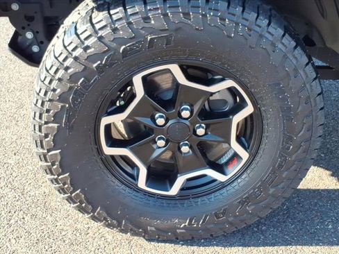 Used 2023 Jeep Gladiator Rubicon w/ LED Lighting Group image 11