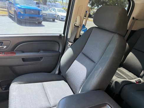 Used 2014 GMC Yukon SLE image 7