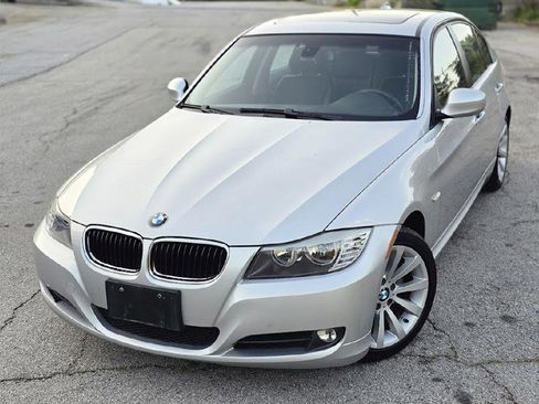 Used 2009 BMW 328i Sedan image 2