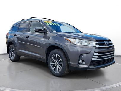Used 2019 Toyota Highlander XLE