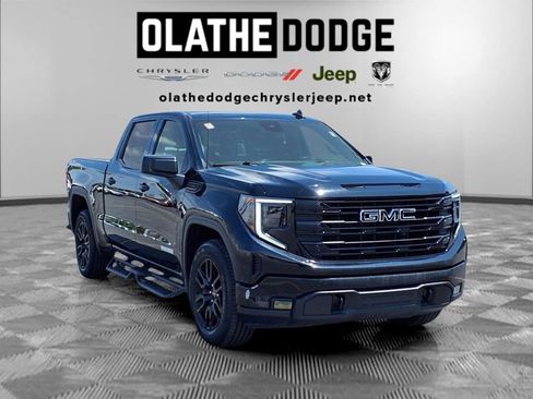 Used 2023 GMC Sierra 1500 Elevation w/ X31 Off-Road Package AWD/4WD image 29