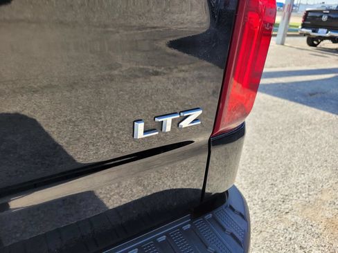 Used 2023 Chevrolet Silverado 1500 LTZ w/ LTZ Premium Texas Edition AWD/4WD image 12