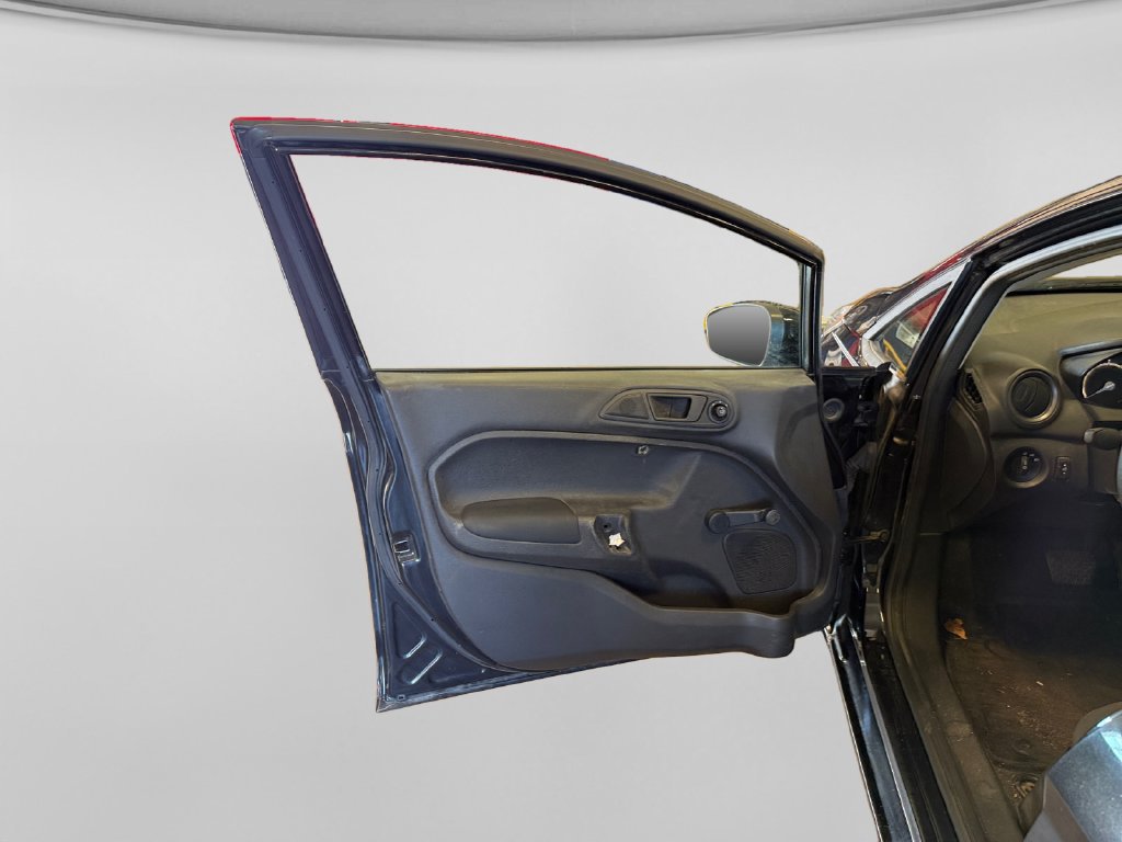Used 2014 Ford Fiesta S FWD image 17