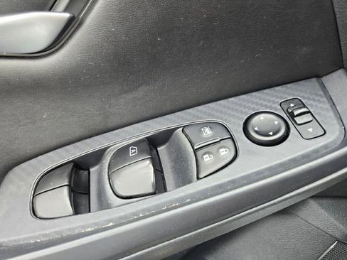 Used 2024 Nissan Sentra SV FWD image 35