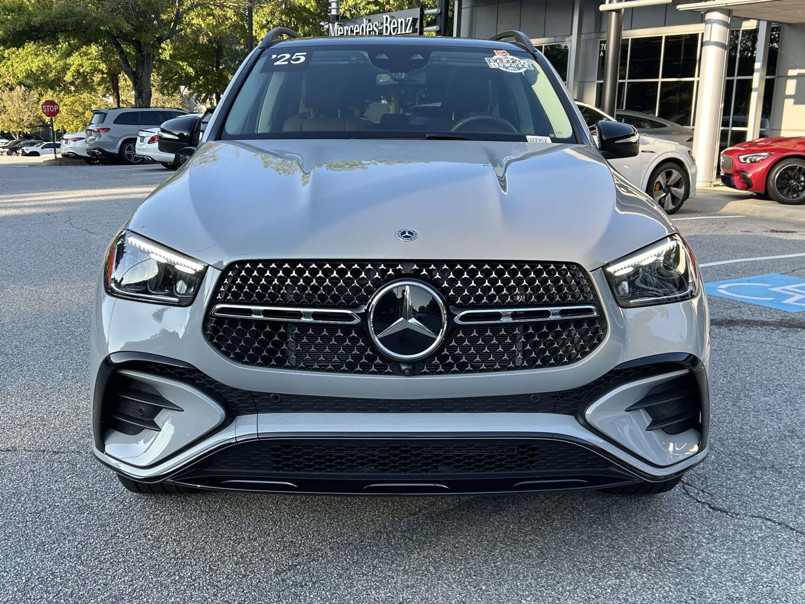 Certified 2025 Mercedes-Benz GLE 350 4MATIC image 3
