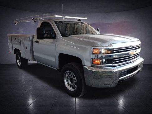 Used 2018 Chevrolet Silverado 2500 W/T RWD image 8
