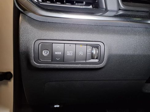 New 2027 GMC Terrain Elevation w/ Elevation Premium Package FWD image 17