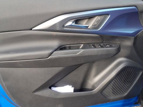 New 2026 Chevrolet Equinox EV LT image 14