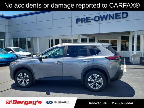 Used 2023 Nissan Rogue SV w/ SV Premium Package AWD/4WD image 2