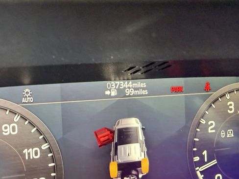 Used 2022 Land Rover Defender 110 SE AWD/4WD image 4