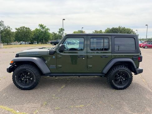 Used 2023 Jeep Wrangler Unlimited w/ Cold Weather Group AWD/4WD image 6