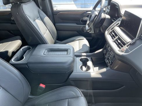 Used 2023 Chevrolet Suburban High Country w/ Max Trailering Package AWD/4WD image 12