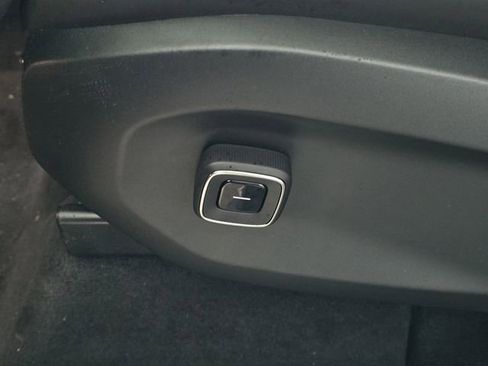 New 2025 Volvo EX90 Plus w/ Protection Package Premier image 7