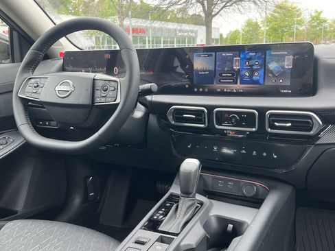 New 2026 Nissan Sentra SV image 3