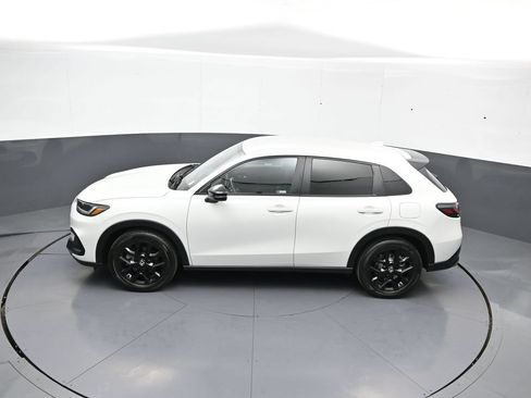 Certified 2024 Honda HR-V Sport image 39