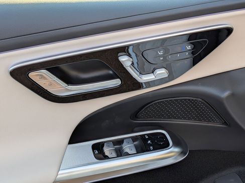 New 2026 Mercedes-Benz E 350 4MATIC Sedan image 15