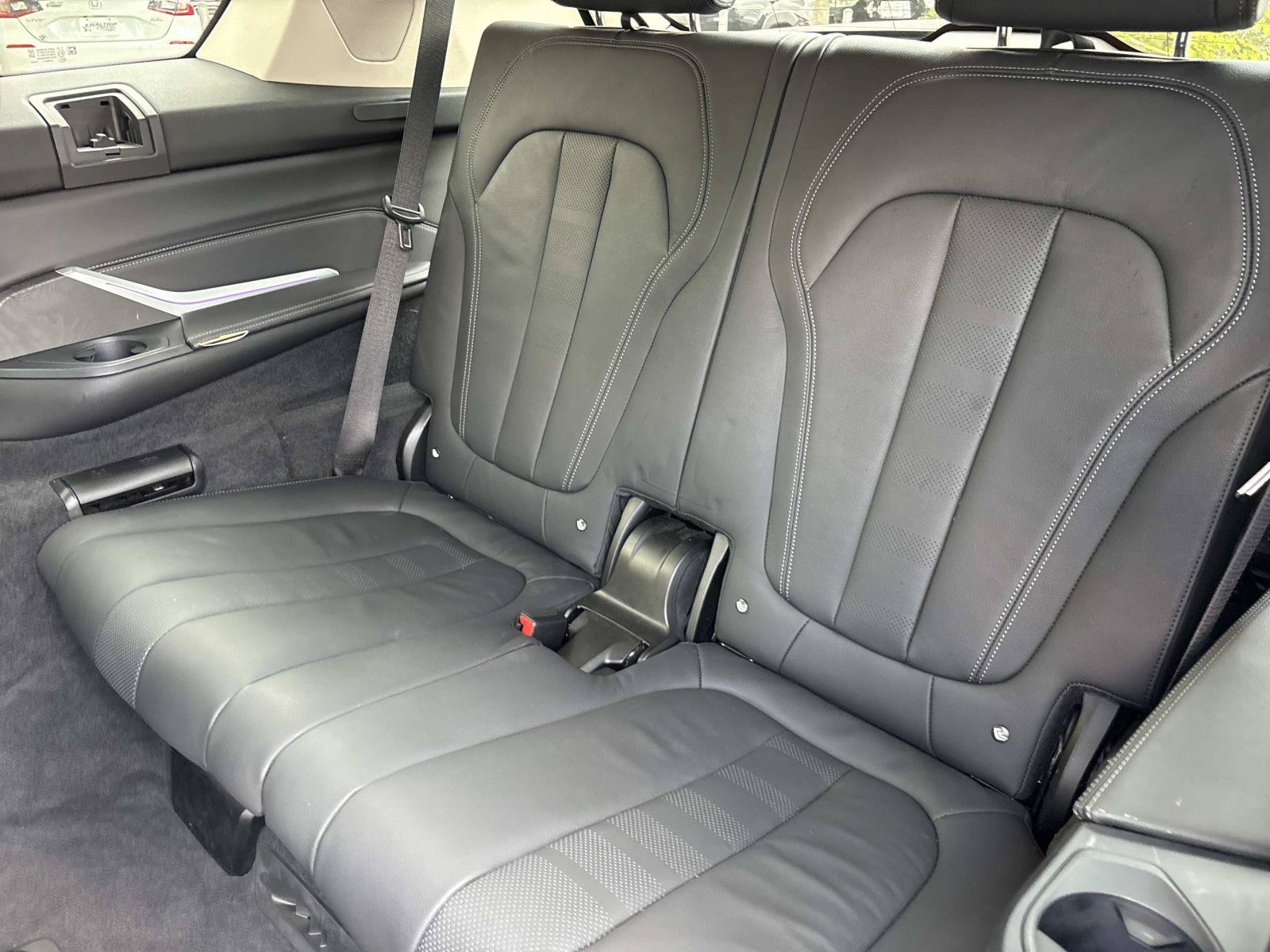 Used 2020 BMW X7 xDrive40i w/ Executive Package AWD/4WD image 34