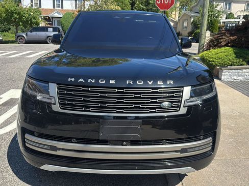 Used 2023 Land Rover Range Rover SE AWD/4WD image 10