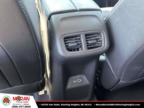 Certified 2023 Buick Envision Essence FWD image 11
