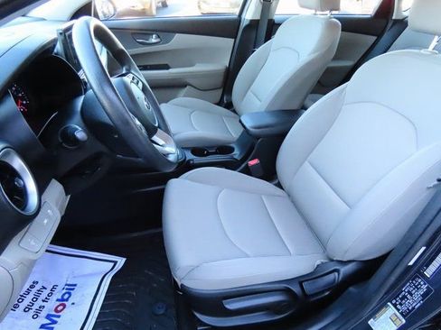 Used 2020 Kia Forte LXS image 38