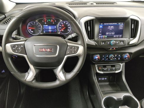 Used 2024 GMC Terrain SLE w/ Driver Convenience Package image 22