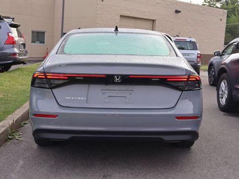 Used 2025 Honda Accord SE image 5