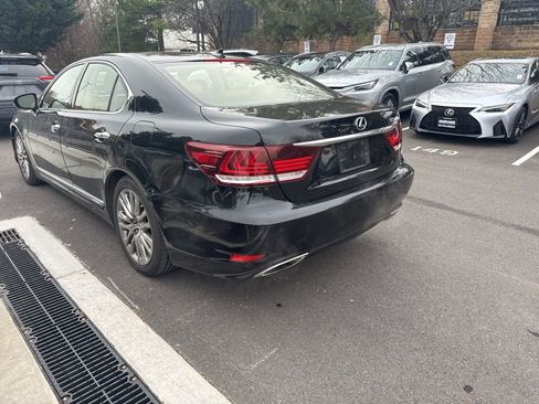 Used 2013 Lexus LS 460 w/ Comfort Pkg image 7
