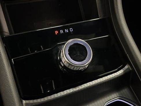 Used 2025 Jeep Grand Cherokee Altitude AWD/4WD image 18