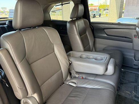Used 2016 Honda Odyssey Touring Elite image 33