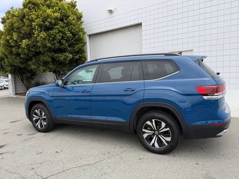 New 2026 Volkswagen Atlas SE FWD image 3