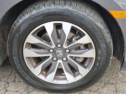 Used 2023 Honda Odyssey EX-L image 8