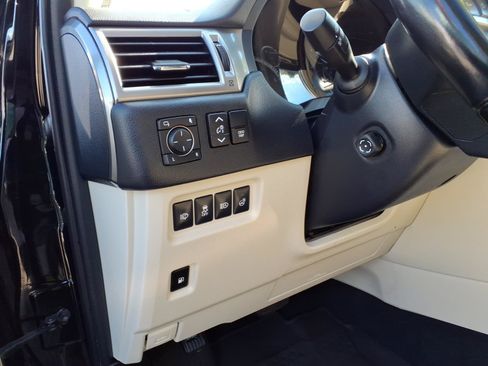 Used 2023 Lexus GX 460 Premium w/ Premium Package AWD/4WD image 20