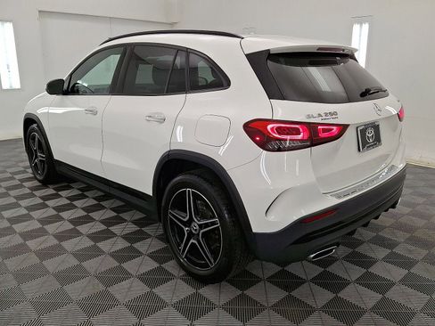 Used 2022 Mercedes-Benz GLA 250 4MATIC image 21